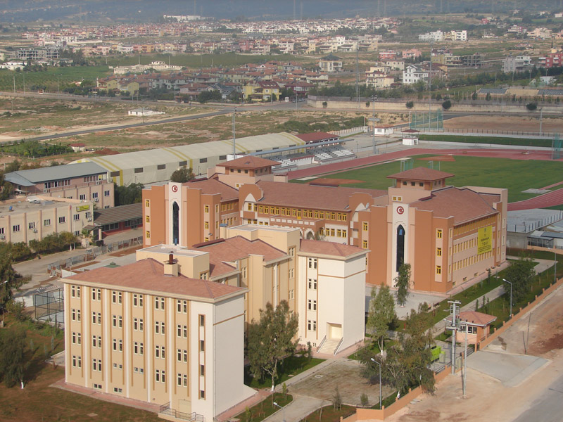 Mersin merkez 1 adet 24 derslikli lise, 1 adet 200 kişilik pansiyon, mersin merkez nusretiye mevkii 1 adet ticaret lisesi, mersin merkez 1 adet 300 kişilik pansiyon ile altyapıları ve çevre düzenlemesi inşaatı işleri – mersin
