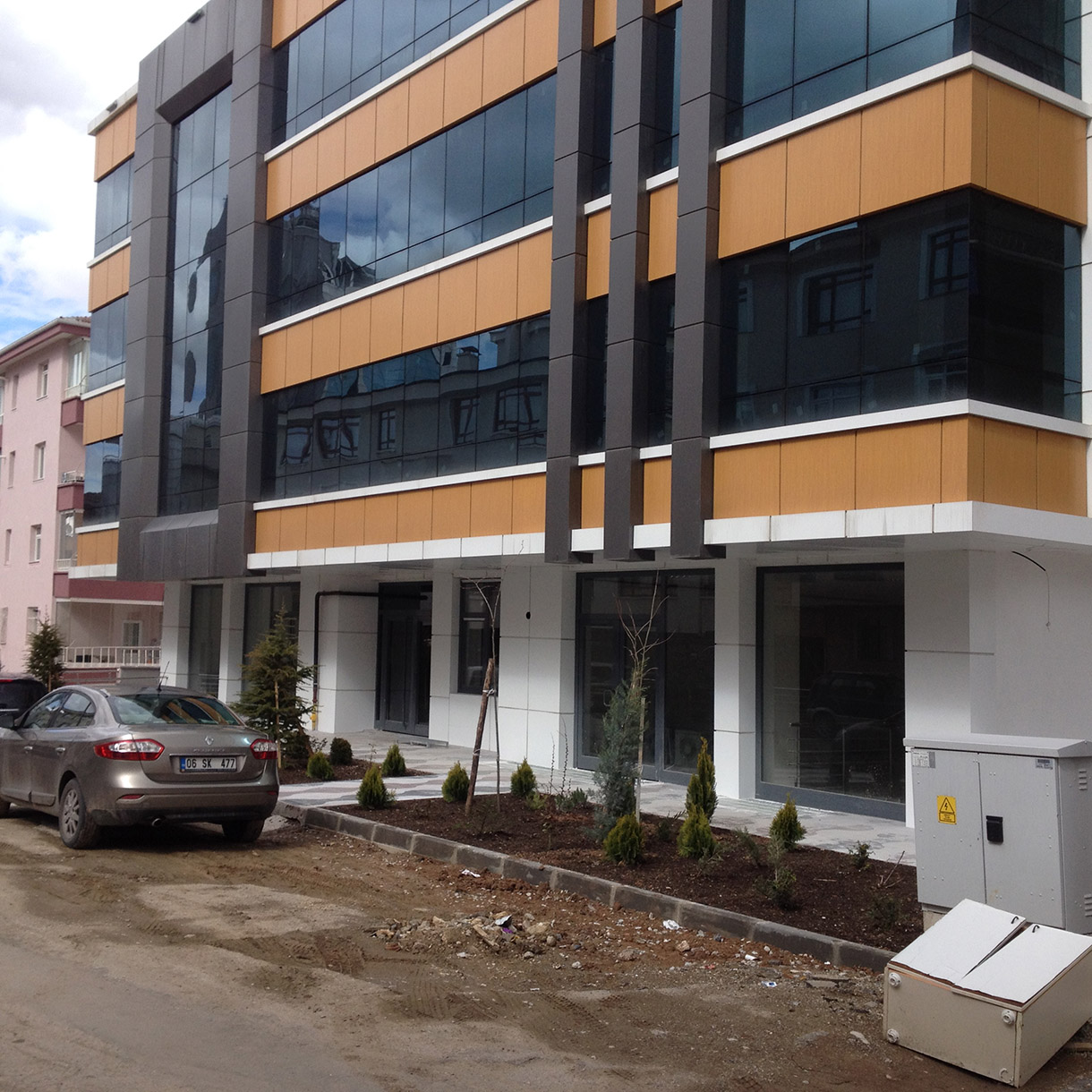 ÖZEL İŞ MERKEZİ / ANKARA